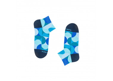 Colorful sneaker socks Retkińska 8m2, semicircles in shades of blue. Takapara