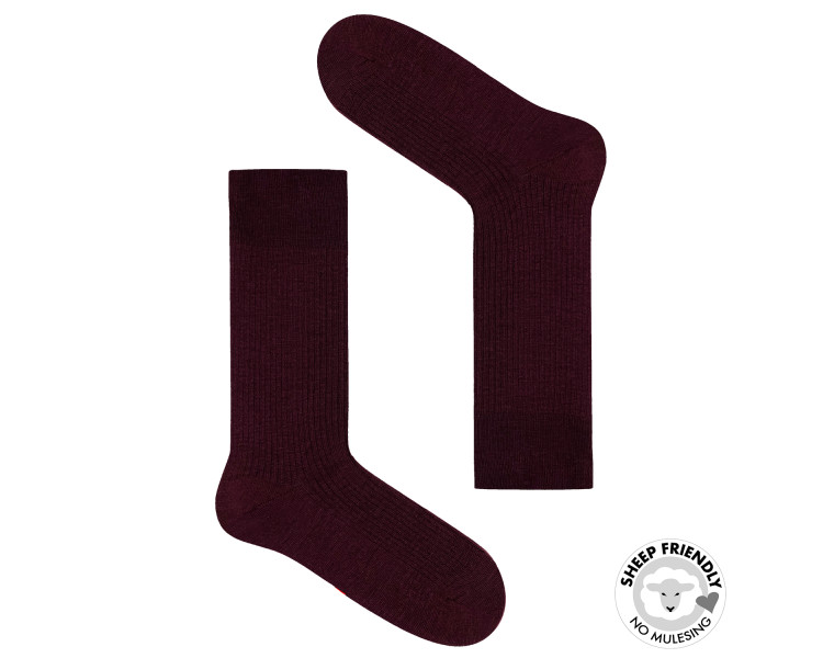 Burgunderfarbene gestreifte Socken aus Merinowolle