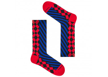 Long, colorful 10m3 Traugutt socks with geometric patterns. Takapara