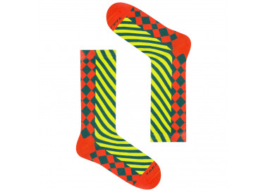 Chaussettes Traugutt 10m5 colorées et géométriques aux couleurs orange et vert. Takapara