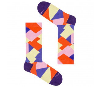 Colorful 11m4 Targowa socks with rectangles in the colors of pink, purple and orange. Takapara
