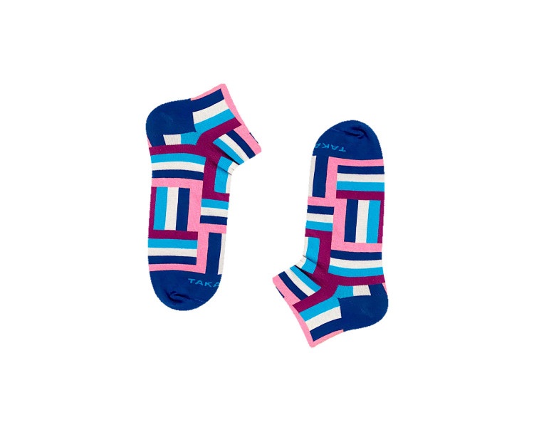 Colorful Jaracz 12m1 striped sneaker socks in pink, blue and navy blue. Takapara