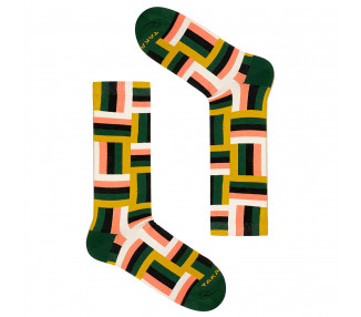 Bunte 12m2 Jaracz-Socken mit grünen, orangen und weißen Streifen. Takapara