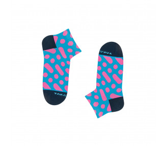 Colorful sneaker socks Wilcza 13m1 with pink stripes and dots on a blue background. TakaPara