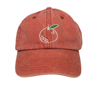 Casquette orange à visière avec broderie de tranche d’orange