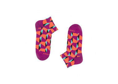 Tuwim 15m5 bunte Sneakersocken mit geometrischen Mustern in Orange und Pink. Takapara
