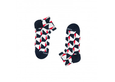 Tuwim 15m8 bunte Sneakersocken mit geometrischen Mustern in Rot, Schwarz und Weiß. Takapara