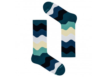 Colorful 16m2 Falista socks with waves in navy blue, white and blue. Takapara