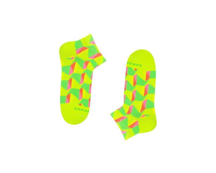 Bunte Sneakersocken Neonowa 90m2 mit neonfarbenen, geometrischen Mustern. Takapara