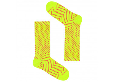 Chaussettes fluo colorées Neonowa 90m4 avec zigzags orange sur fond jaune. Takapara
