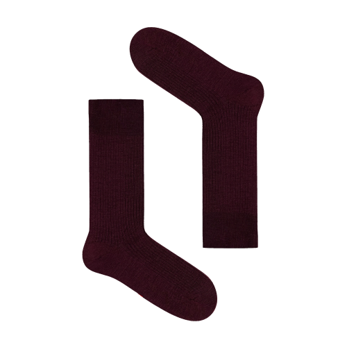 Burgundy ribbed merino wool socks from TakaPara.