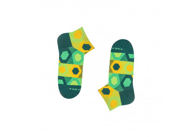 Colorful Struga 1m4 sneaker socks in yellow and green hexagons. Takapara