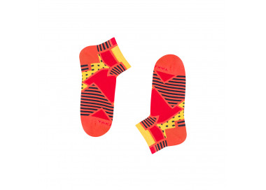 Colorful sneaker socks Piotrkowska 5m5 in the colors of red, orange and yellow. Takapara