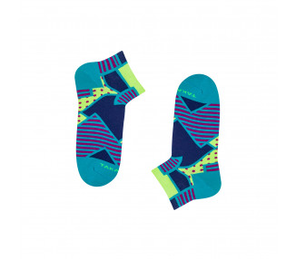 Colorful abstraction of the Piotrkowska 5m8 sneaker socks in navy blue and lime colors. Takapara