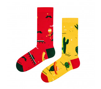 Chaussettes mexicaines Sombrero et Cactus par Takapara